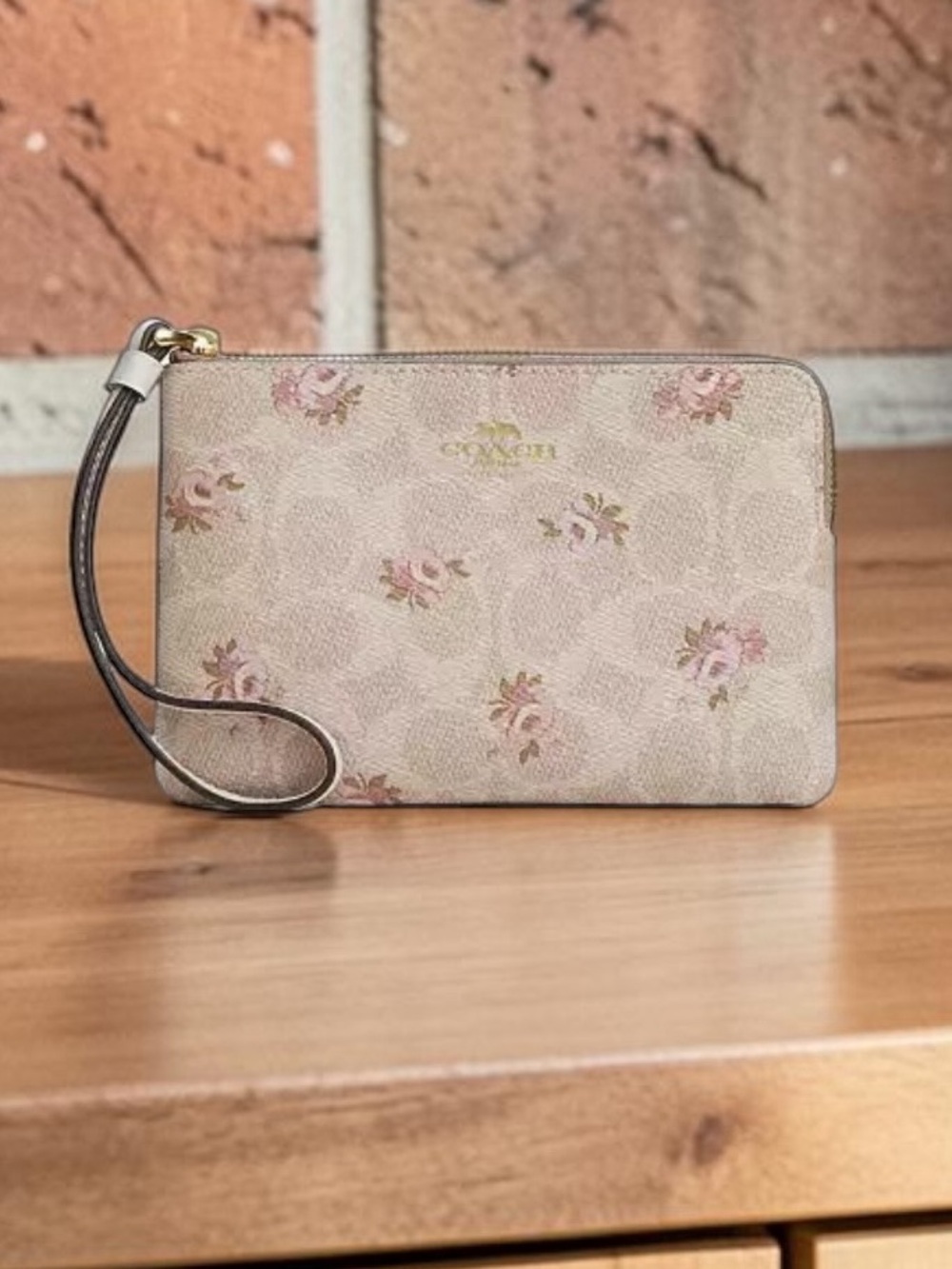 Corner Zip Signature Canvas Wristlet With Floral Print in Sand Multi